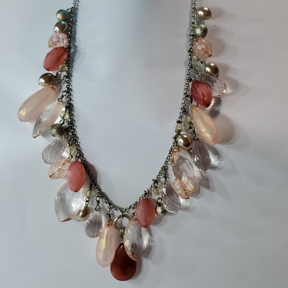 **buy 2 get 1 free**  New york & co pink and gold statement necklace - Picture 2 of 4